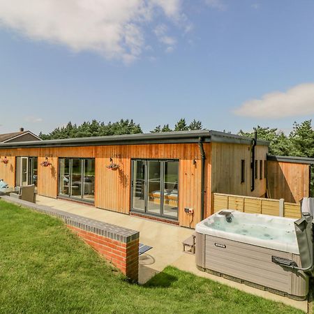 The Barn Villa Poole Exterior photo