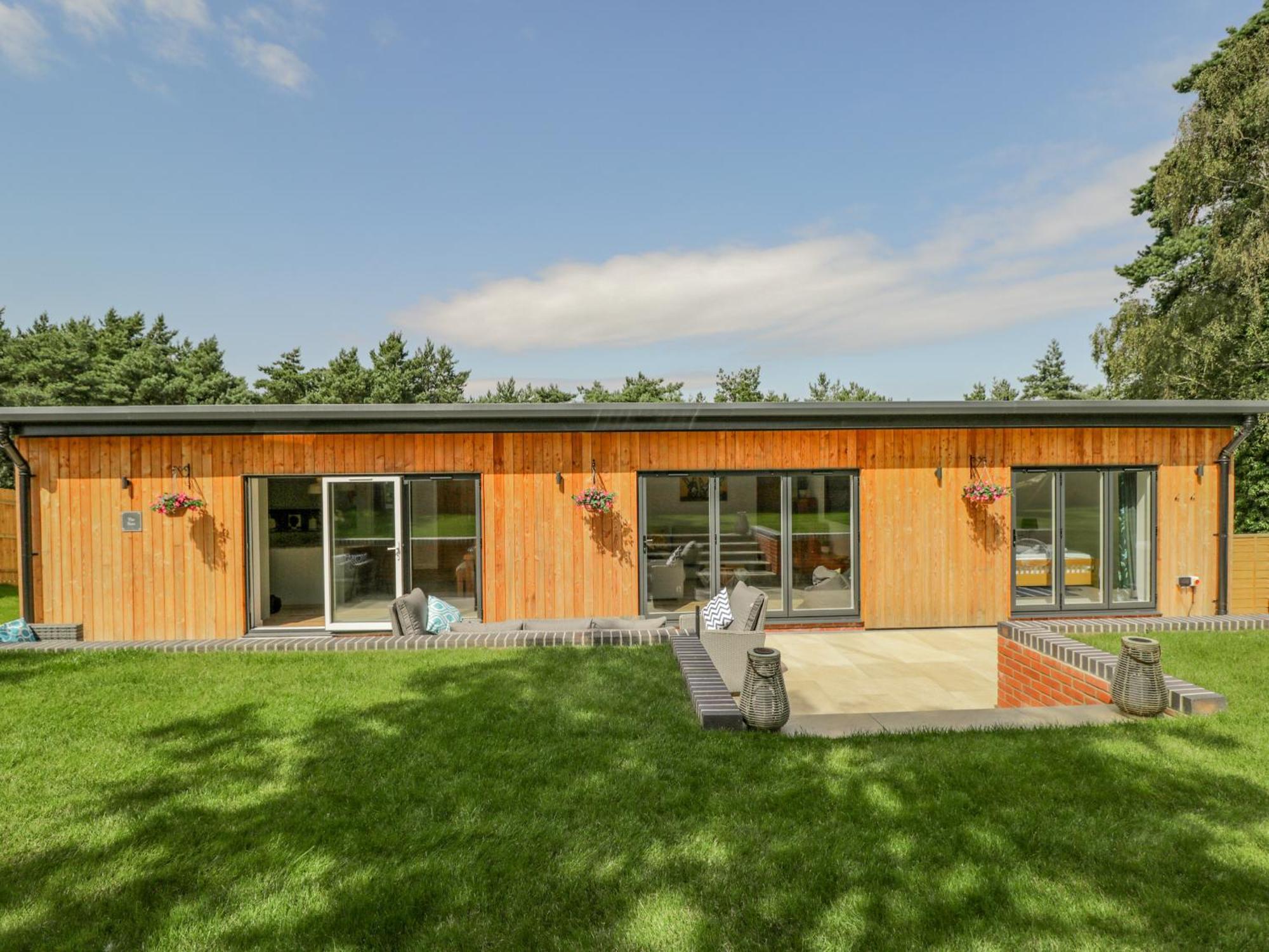 The Barn Villa Poole Exterior photo